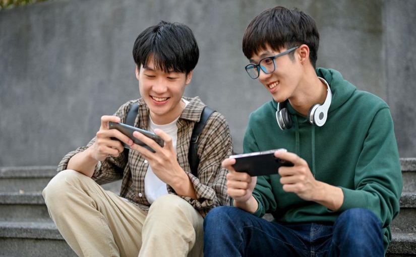 Alasan Banyak Anak Muda Lebih Memilih Game Online daripada Media Sosial